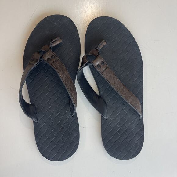 Bottega Veneta Mens Runway Brown Leather Thong Sandals size 43 (US 9) Hamptons main image 9